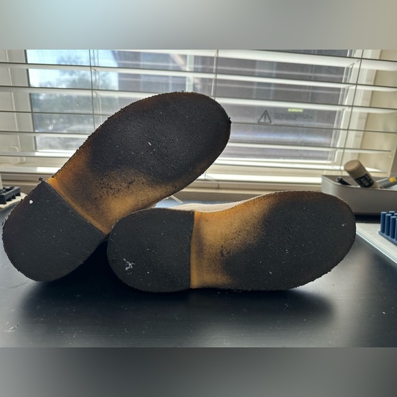 Clarks desert boot taupe suede crepe sole men’s 6/ women’s 8 - Picture 2 of 4